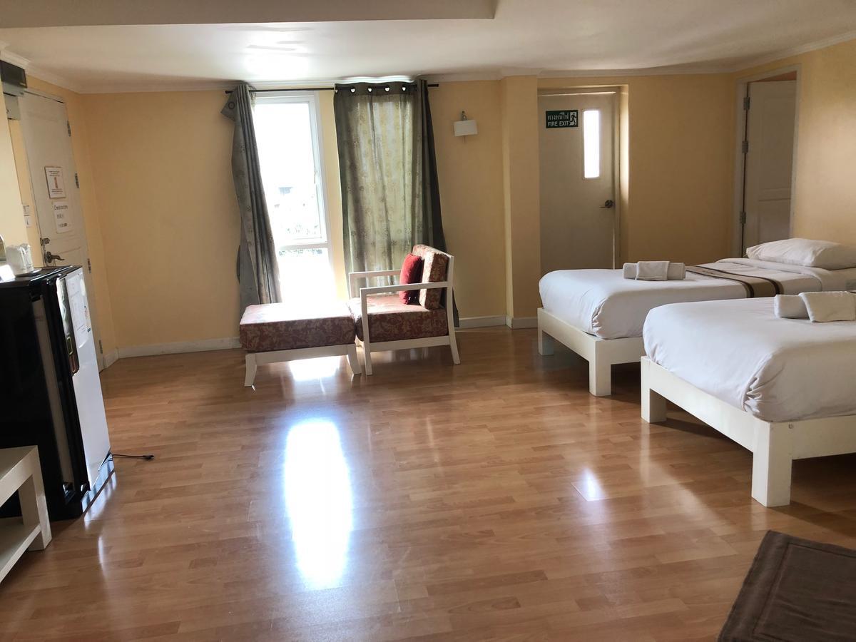Hotel Triple Palms House Chiang Mai Zewnętrze zdjęcie